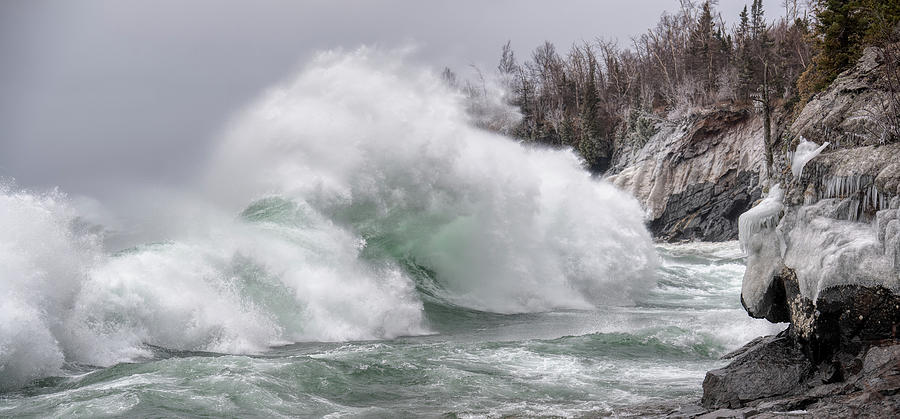 Beautiful Wave Photograph by Paul Freidlund