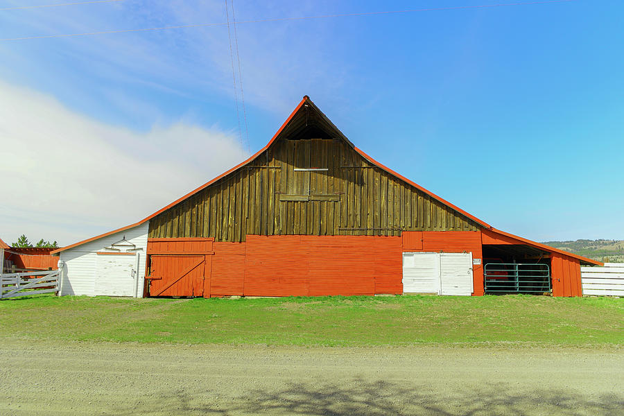 Beauty Of An Old Barn Photograph