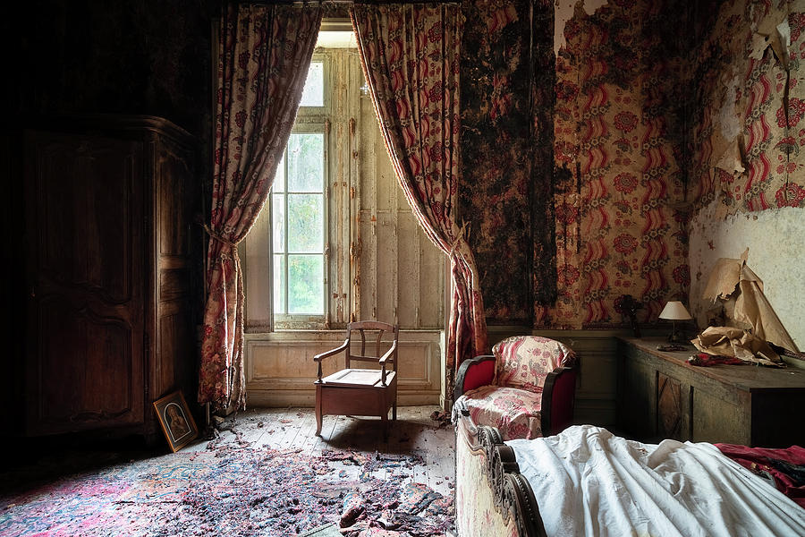 Bedroom in Heavy Decay Photograph by Roman Robroek