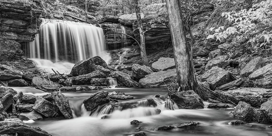 Bella Vista Lake Ann Waterfall Landscape Panorama in Monochrome ...