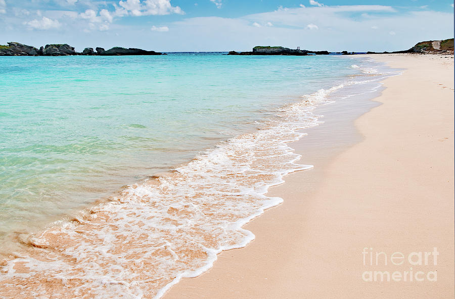 Bermuda Pink Sand Beach Photograph by Charline Xia