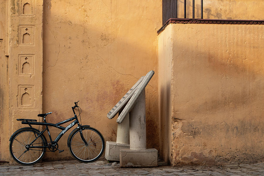 Bicycle at Amber Fort Photograph by Prakash Ghai