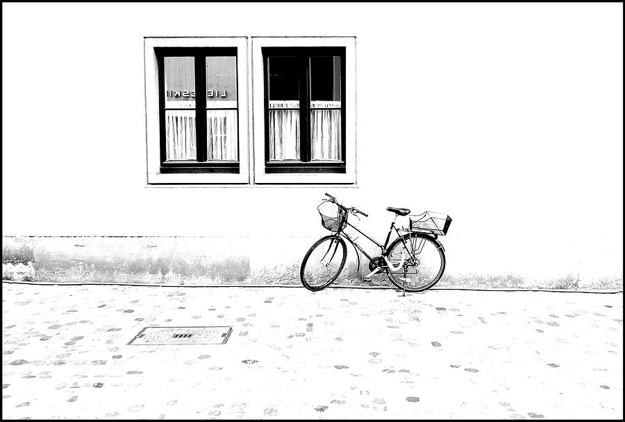 Bicycle in Black and White Digital Art by Imi Koetz