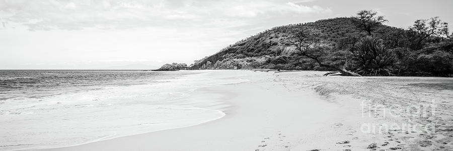 Big Beach Maui Black and White Panoramic Photo Photograph by Paul Velgos