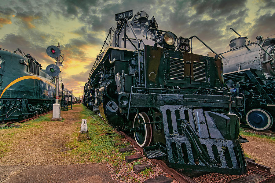 Sunset Photograph - Big Boy Locomotive #4018 by Thomas Hall