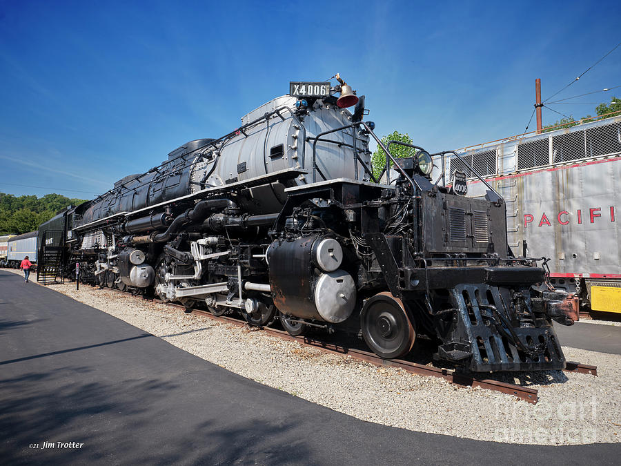 Big Boy   TRAIN Photograph by Jim Trotter