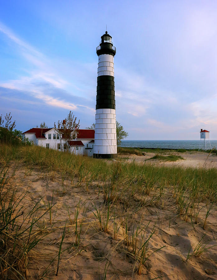 Big Sable Point Light Vertical Photograph by Dan Sproul
