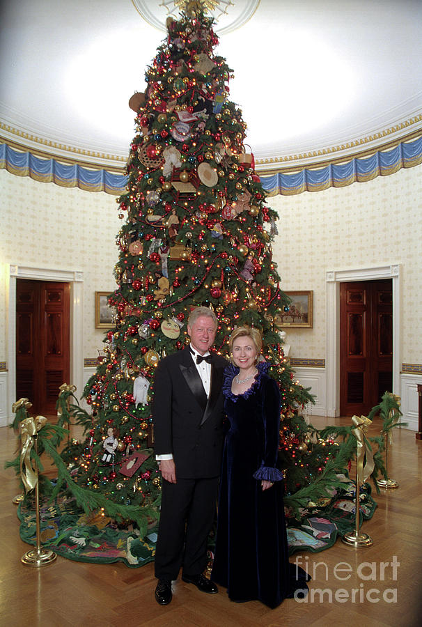 Bill and Hillary Clinton Photograph by Sharon Farmer