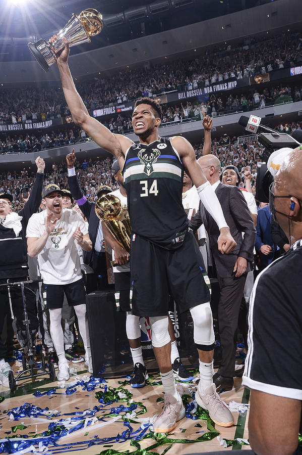 Bill Russell and Giannis Antetokounmpo Photograph by Andrew D. Bernstein