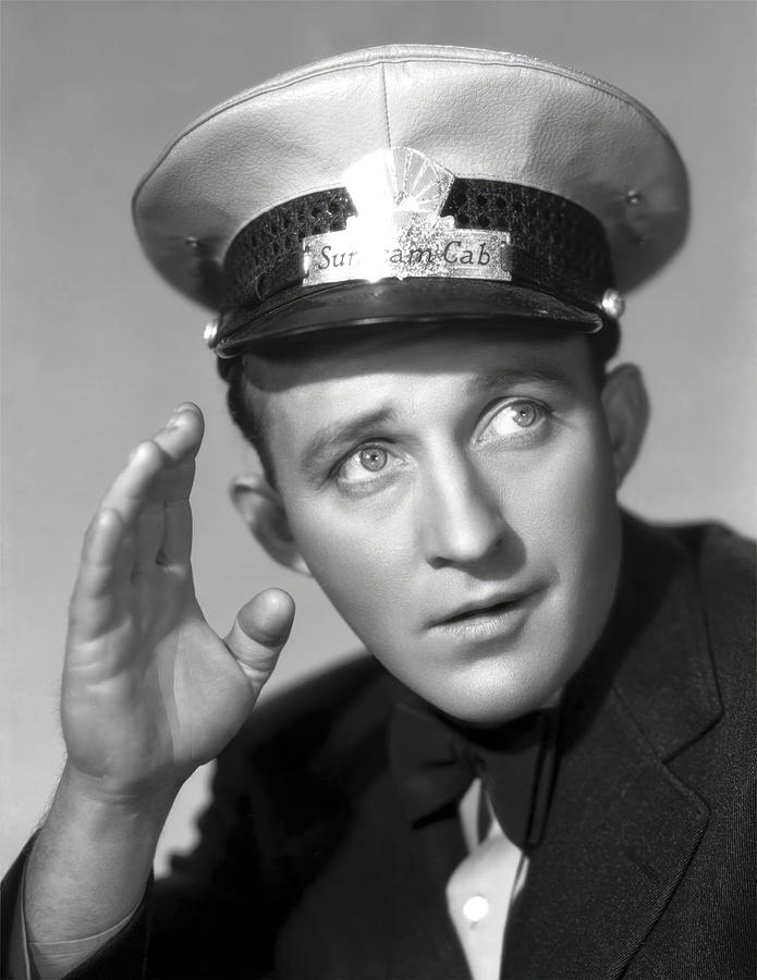 BING CROSBY in EAST SIDE OF HEAVEN -1939-, directed by DAVID BUTLER. Photograph by Album