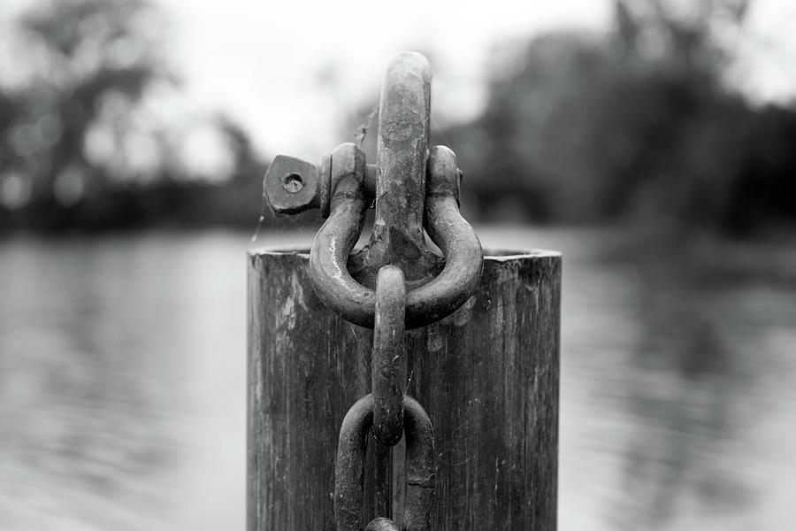 Black and White Chain Photograph by Jannita Simpson - Fine Art America