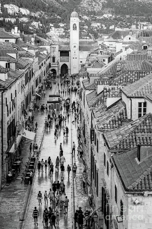Black and white view of the Dubrovnik old town in Croatia. Photograph by Didier Marti
