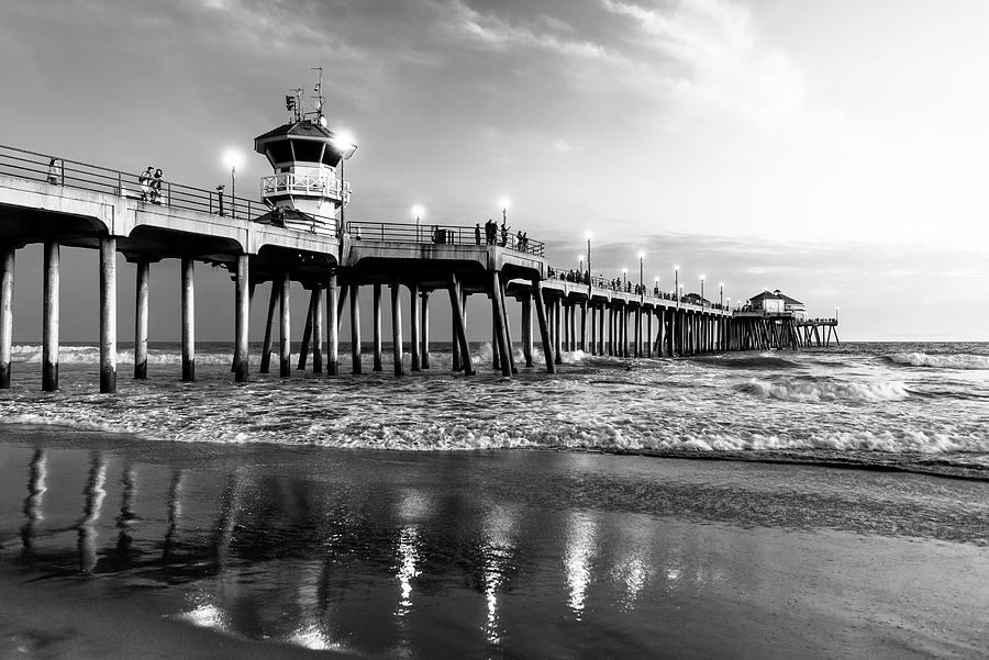 Black California Series - The Huntington Beach Pier Photograph by Philippe HUGONNARD