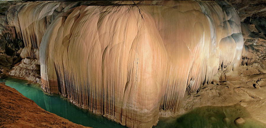 Blanchard Springs Cavern Giant Flowstone - Cave - Arkansas Photograph by Jason Politte