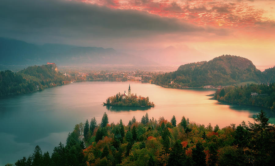 Bled Sunrise Photograph by Henry w Liu