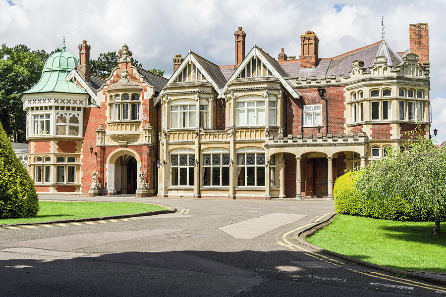Bletchley Park House Photograph by Alan Toepfer