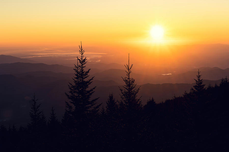 Blue Ridge Mountain Sunrise Photograph by Serge Skiba