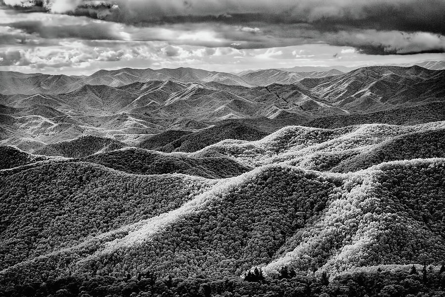 Blue Ridge Mountain View bw 906 Photograph by Dan Carmichael