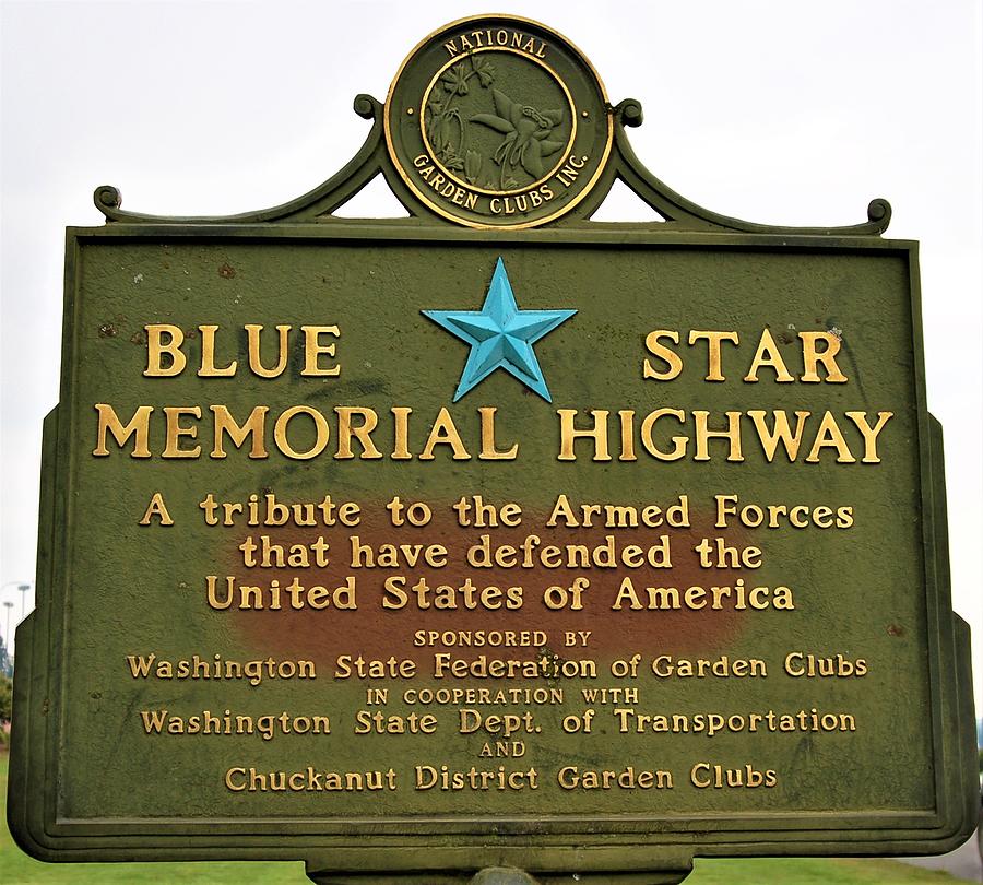 Blue Star Memorial Highway Marker Photograph by James Cousineau