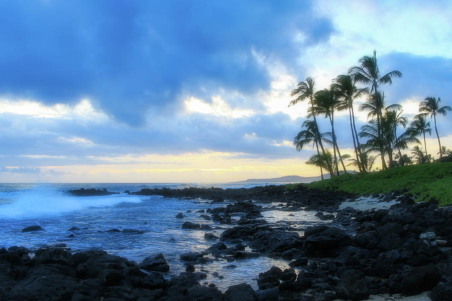 Blue Sunset on Kauai Photograph by Robert Carter