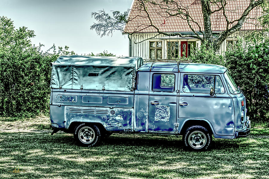Blue VW Pick-Up Photograph by Elaine Berger
