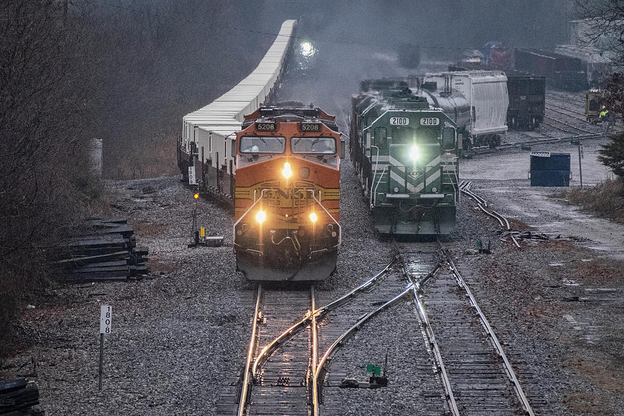 BNSF 5208 pulls out onto the Paducah and Louisville Railway Photograph by Jim Pearson