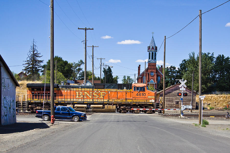 BNSF crossing Sprague, Washington Photograph by Tatiana Travelways