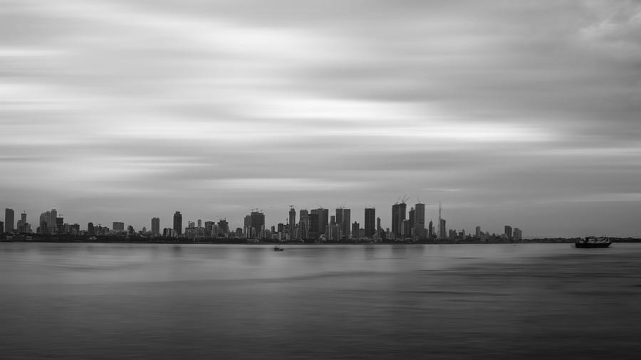 Worli Shoreline - Mumbai Photograph by Muhammad Umair Siddiqui - Fine ...