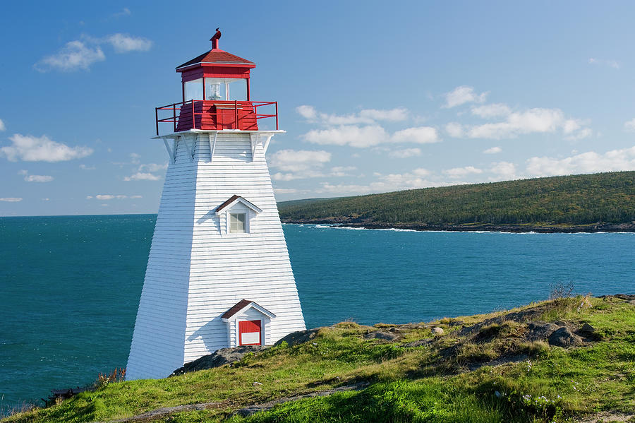 Boar's Head Lighthouse Photograph by Dave Reede - Fine Art America