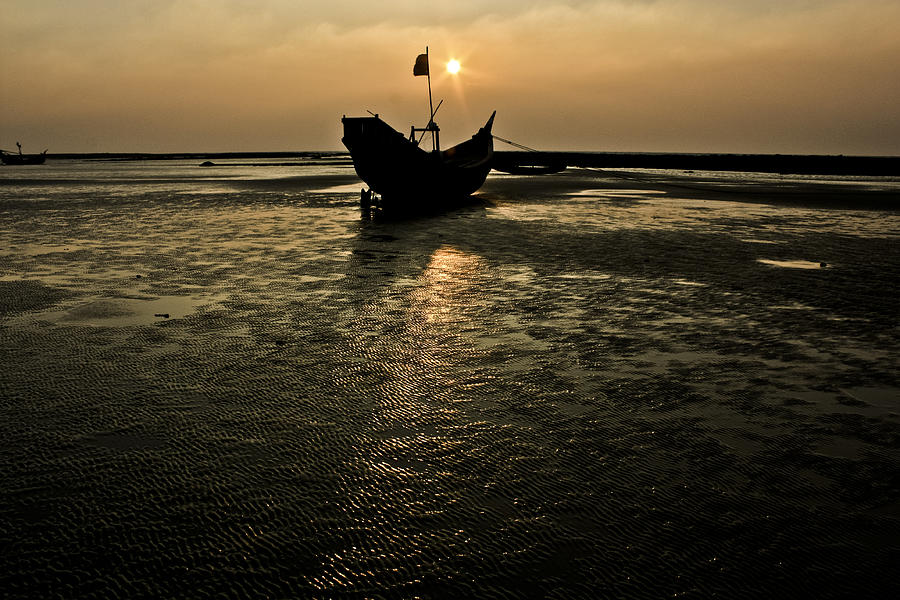 Boat and Sunset Photograph by © Md Minhaz Ul Islam Nizami