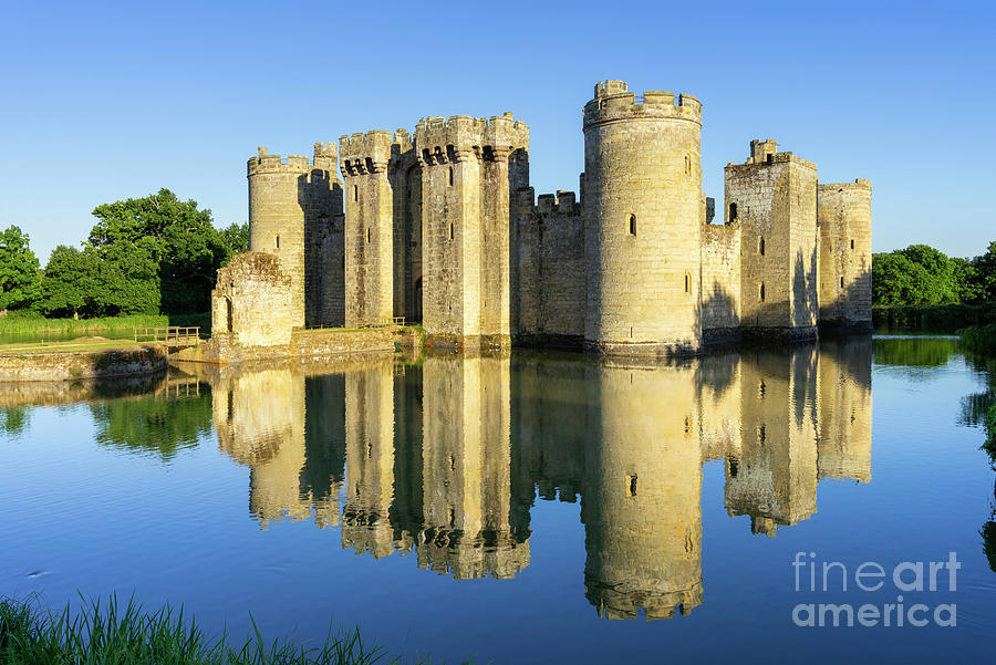 Bodiam Castle, East Sussex, UK Photograph by Neale And Judith Clark