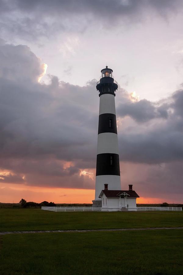 Bodie Island Lighthouse Sunset Photograph by Liza Eckardt