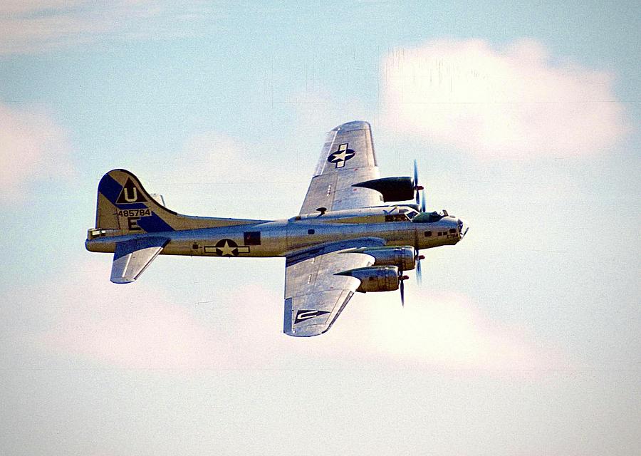 Boeing B-17 Flying Fortress  Photograph by Gordon James
