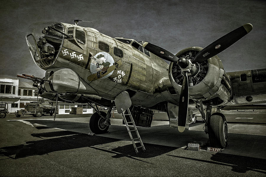 Boeing B-17 Flying Fortress Photograph by Kim Wehner - Fine Art America