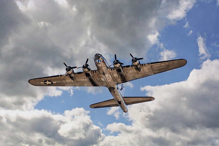 Boeing B-17 Flying Fortress Photograph by Saija Lehtonen