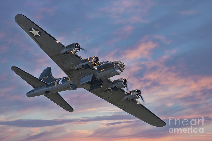 Boeing B-17G Flying Fortress Aircraft Photograph by Philip Preston