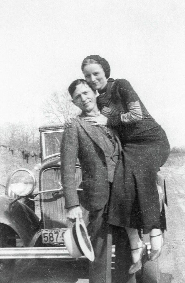 Texas Rangers Painting - Bonnie Parker and Clyde Barrow, Gangsters by American History