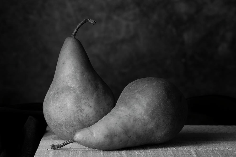 https://images.fineartamerica.com/images/artworkimages/mediumlarge/3/bosc-pears-in-sunlight-black-and-white-andrew-pacheco.jpg