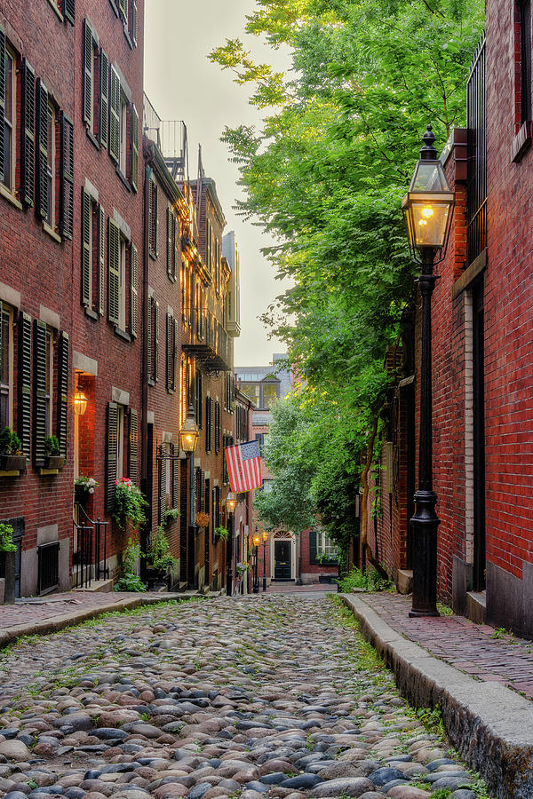 Boston MA., Acorn Street Photograph by Michael Hubley
