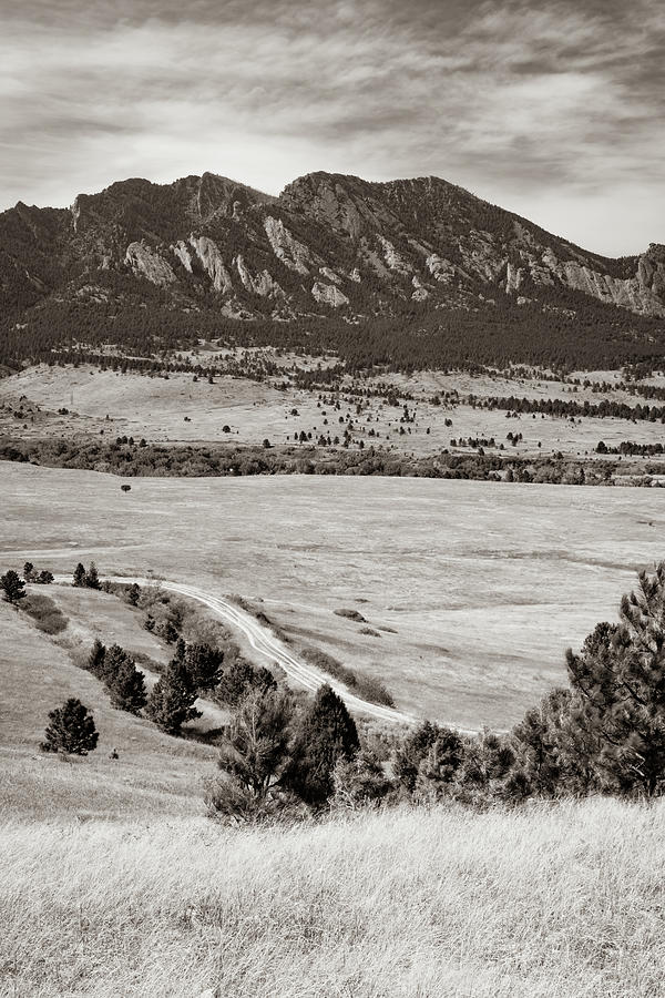 Boulder Colorado Front Range Mountains And Community Ditch Trail ...