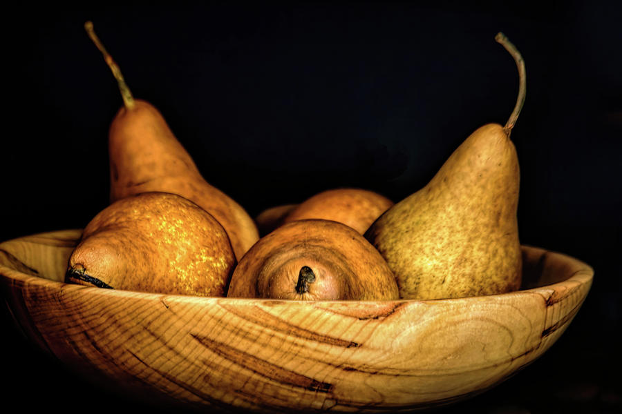 Bowl of Pears Photograph by Francis Sullivan