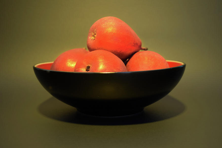 Bowl Of Red Pears Photograph by Frank Wilson