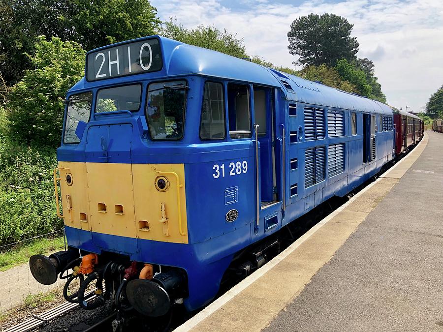 BR Class 31 Diesel Locomotive 31289 Photograph by Gordon James