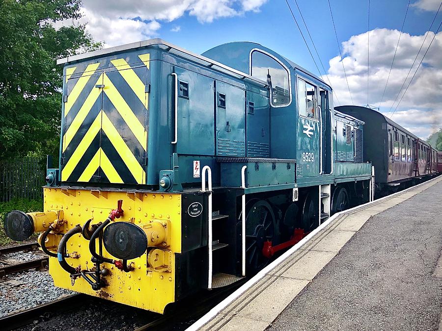 British Rail Class 14 No 14029 D9529 Photograph by Gordon James