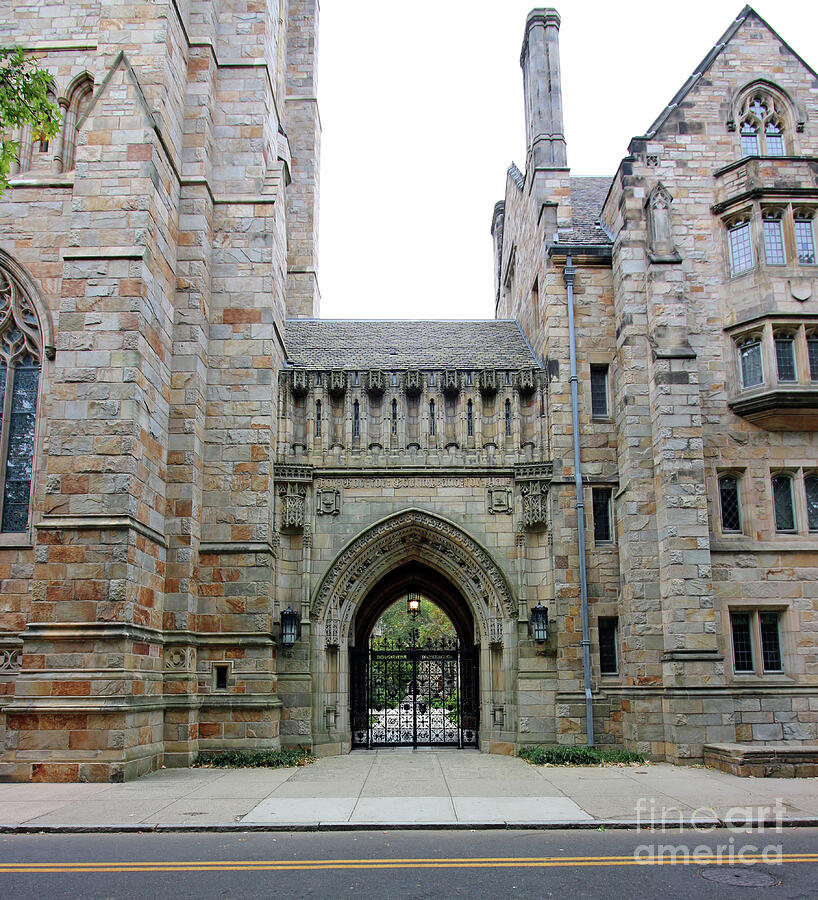 Branford College Yale University 2863 Photograph by Jack Schultz