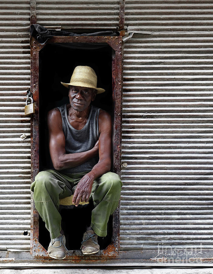 Break Time in Havana Photograph by Brenda Priddy