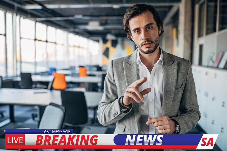 Breaking news reporter Photograph by South_agency