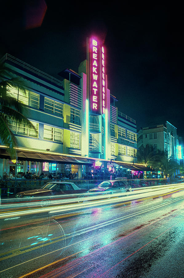 Miami Beach Photograph - Breakwater Hotel by Lou Novick