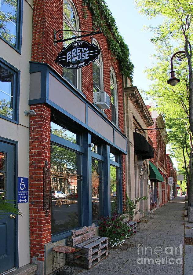 Brew House Uptown Maumee Ohio 7557 Photograph by Jack Schultz
