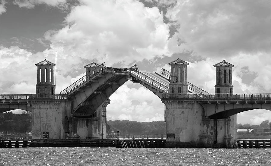 Bridge of Lions St-Augustine Florida BW Photograph by Bob Pardue